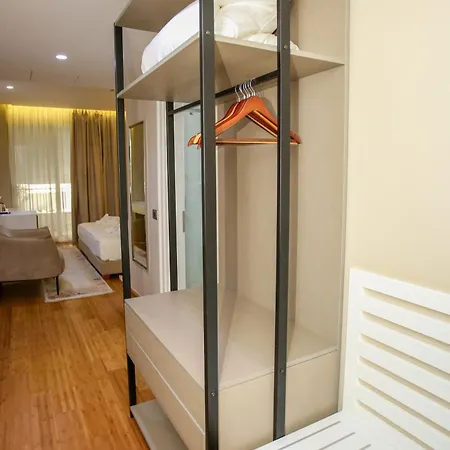 Imperial Hotel 4*
