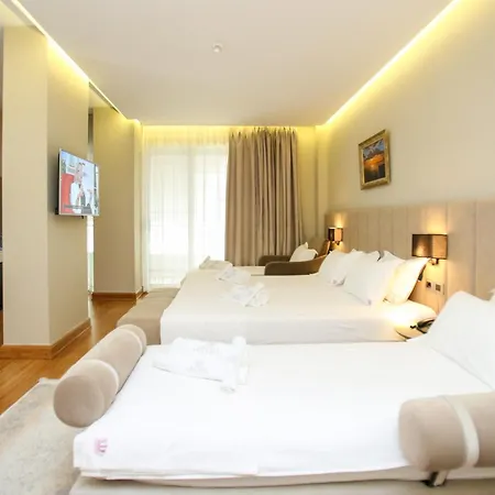 Imperial Hotel 4*