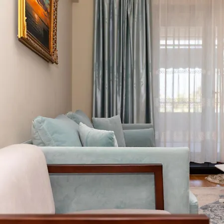 Imperial Hotel 4*