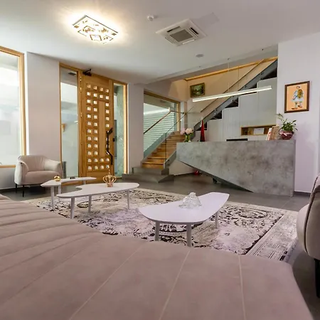 Imperial Visar 4* Kanine