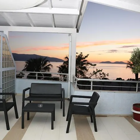 ホテル Imperial Visar Kaninë