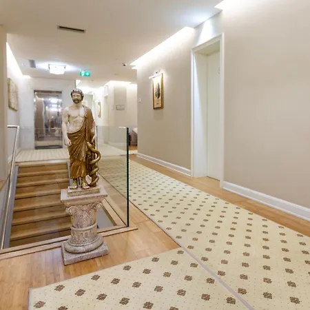 Imperial Visar 4* Kaninë